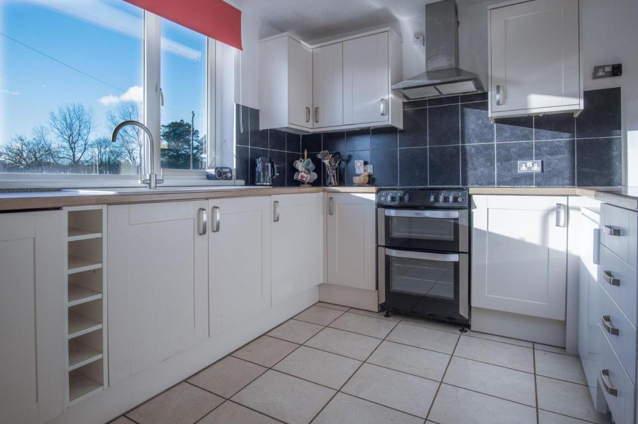 Maytree Cottage - 4 Bedroom Holiday Home - Tenby Exterior photo