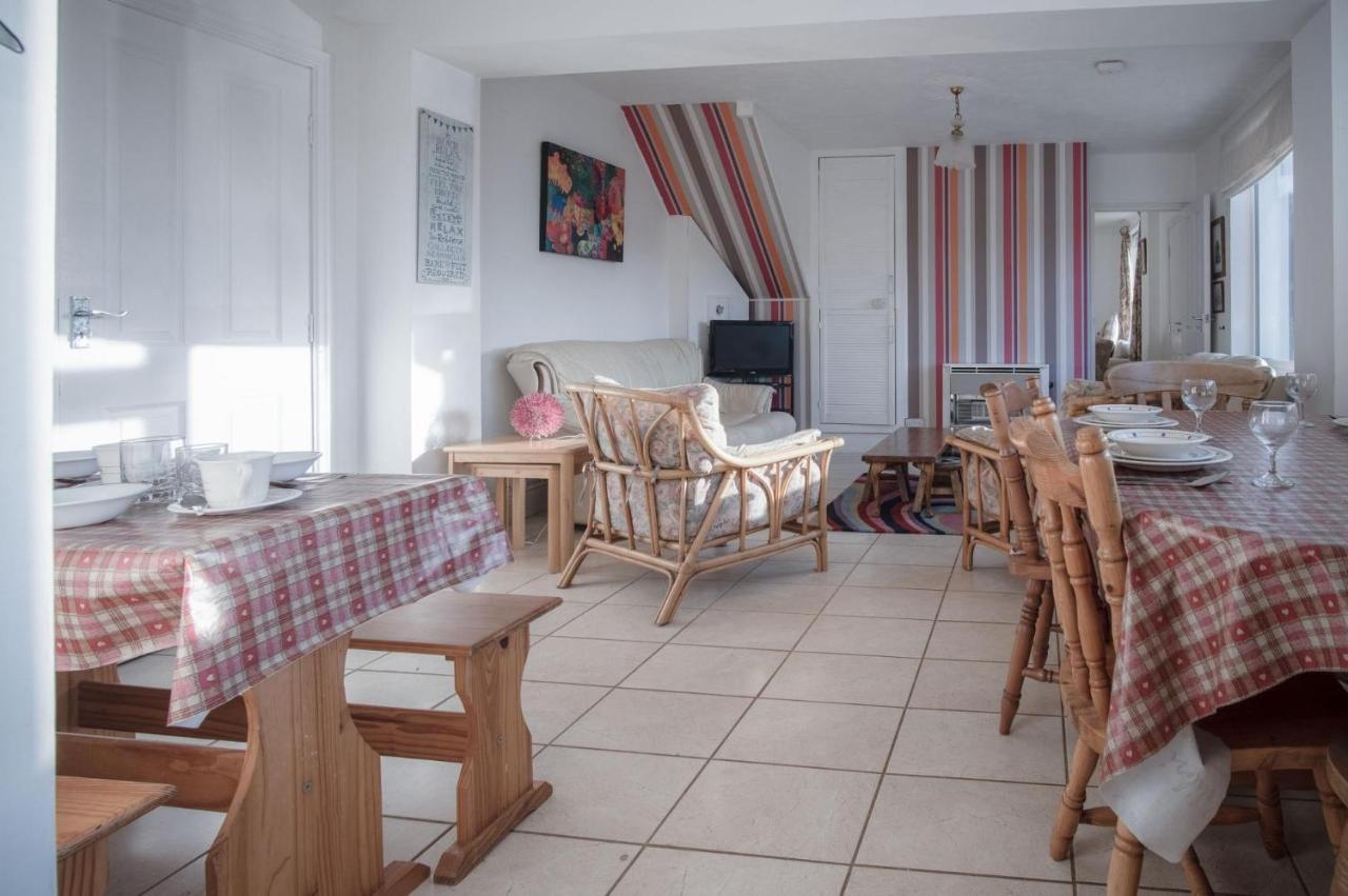 Maytree Cottage - 4 Bedroom Holiday Home - Tenby Exterior photo