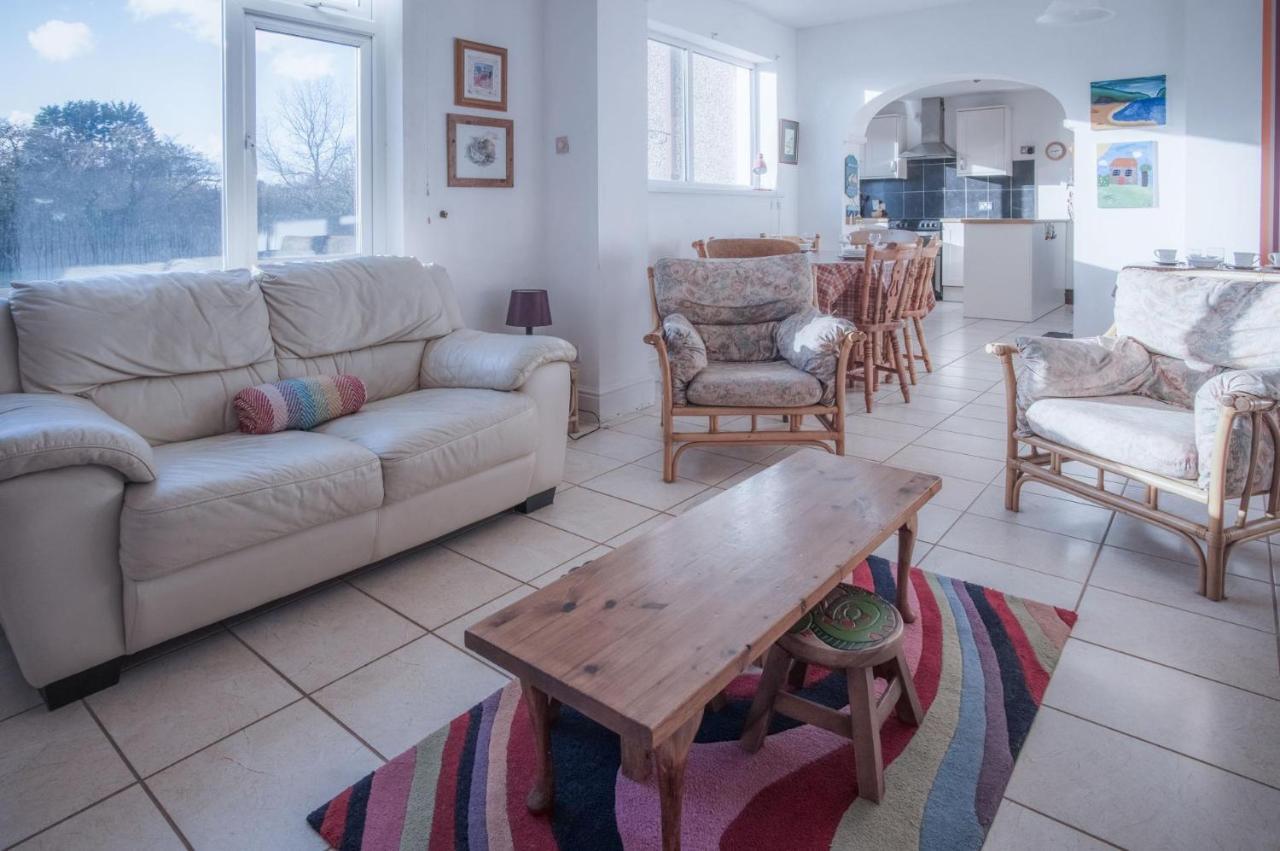 Maytree Cottage - 4 Bedroom Holiday Home - Tenby Exterior photo