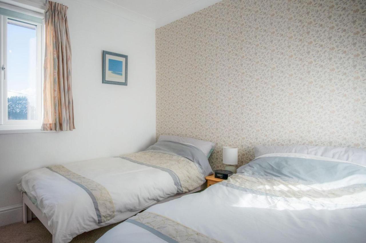 Maytree Cottage - 4 Bedroom Holiday Home - Tenby Exterior photo